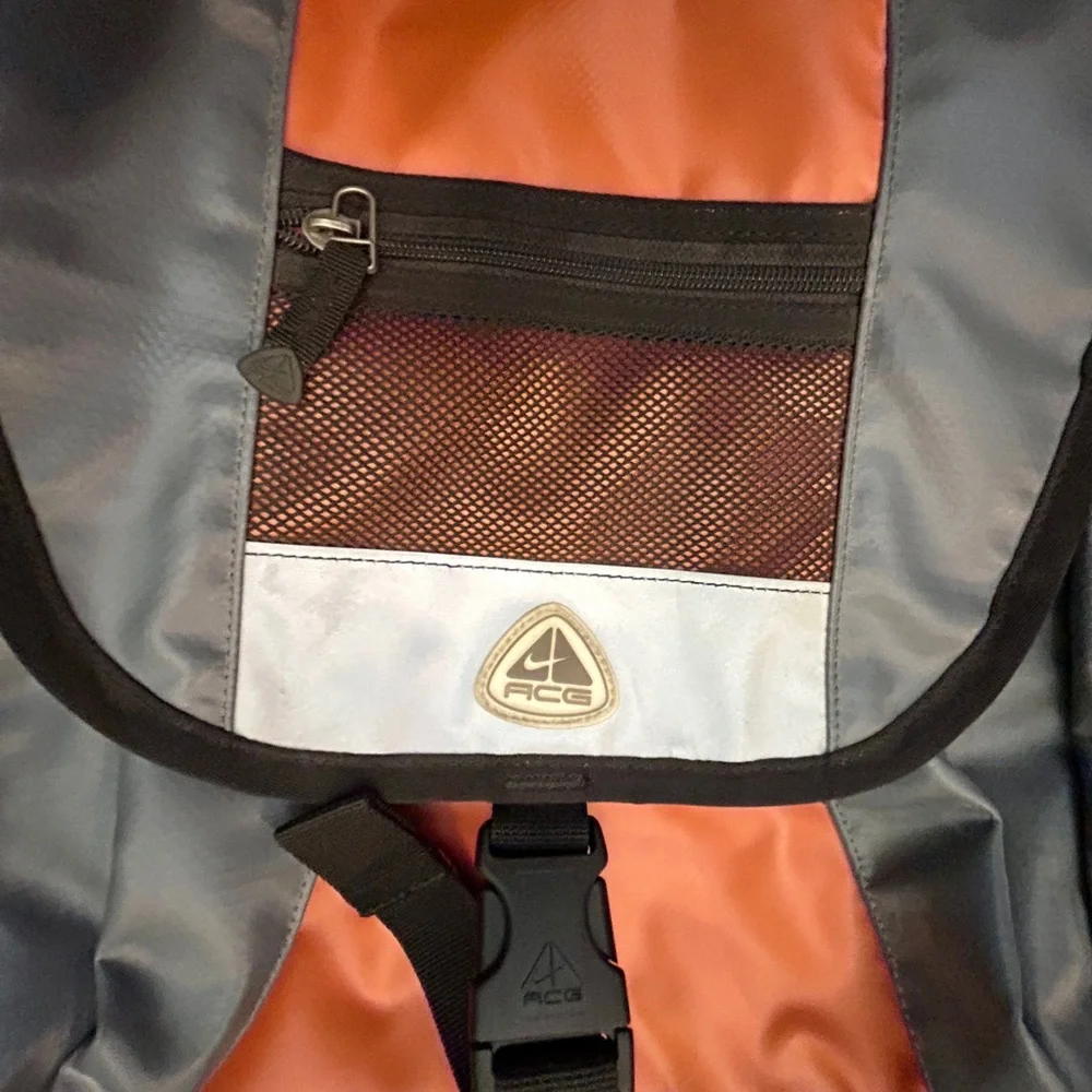 Y2K Nike ACG Tech Messenger Bag ~ Rare Early 2000s